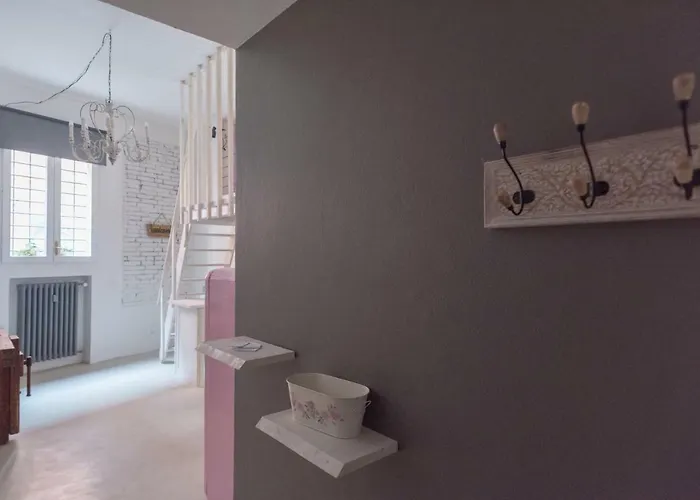 New Loft In The Heart Of شقة بولونيا